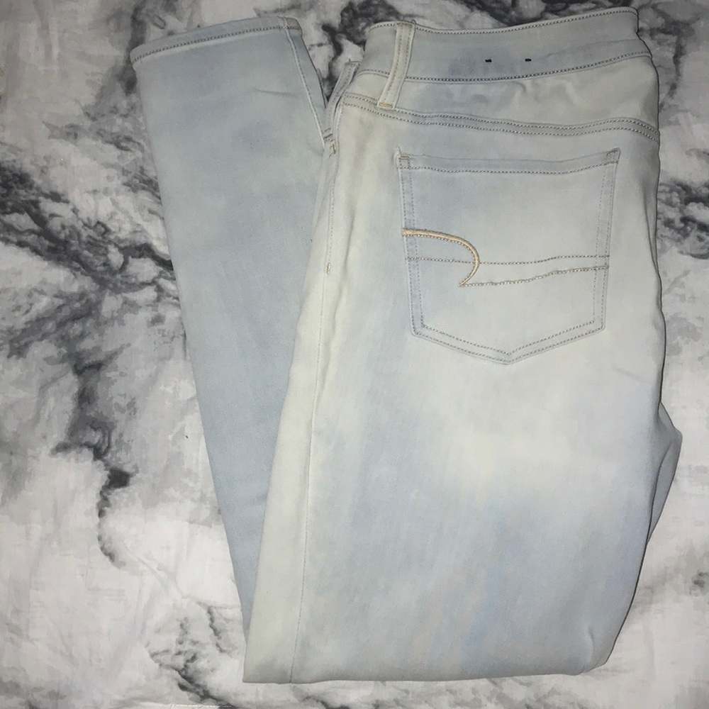 AE Women’s 360° Super Stretch Jeggings